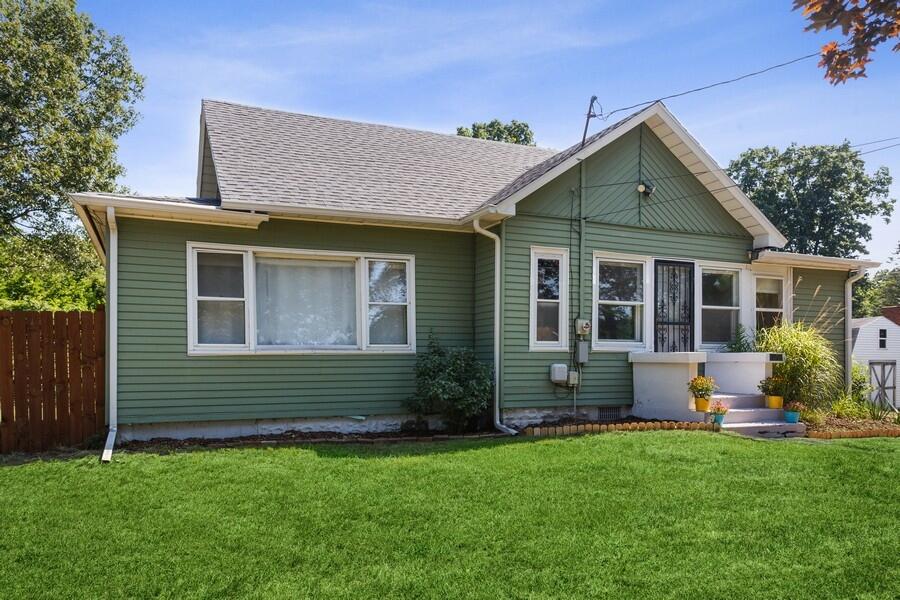 13599 Wilson Road New Buffalo, MI 49117 - Photo 1 of 16 01_13599WilsonRd_57_FrontView_LowRes