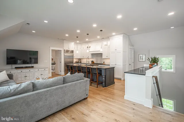 $3,595,000 | 2101 Street Road, New Hope, PA 18938