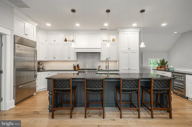 $3,595,000 | 2101 Street Road, New Hope, PA 18938