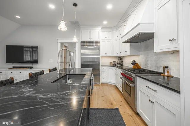 $3,595,000 | 2101 Street Road, New Hope, PA 18938