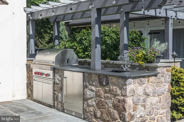 $3,595,000 | 2101 Street Road, New Hope, PA 18938