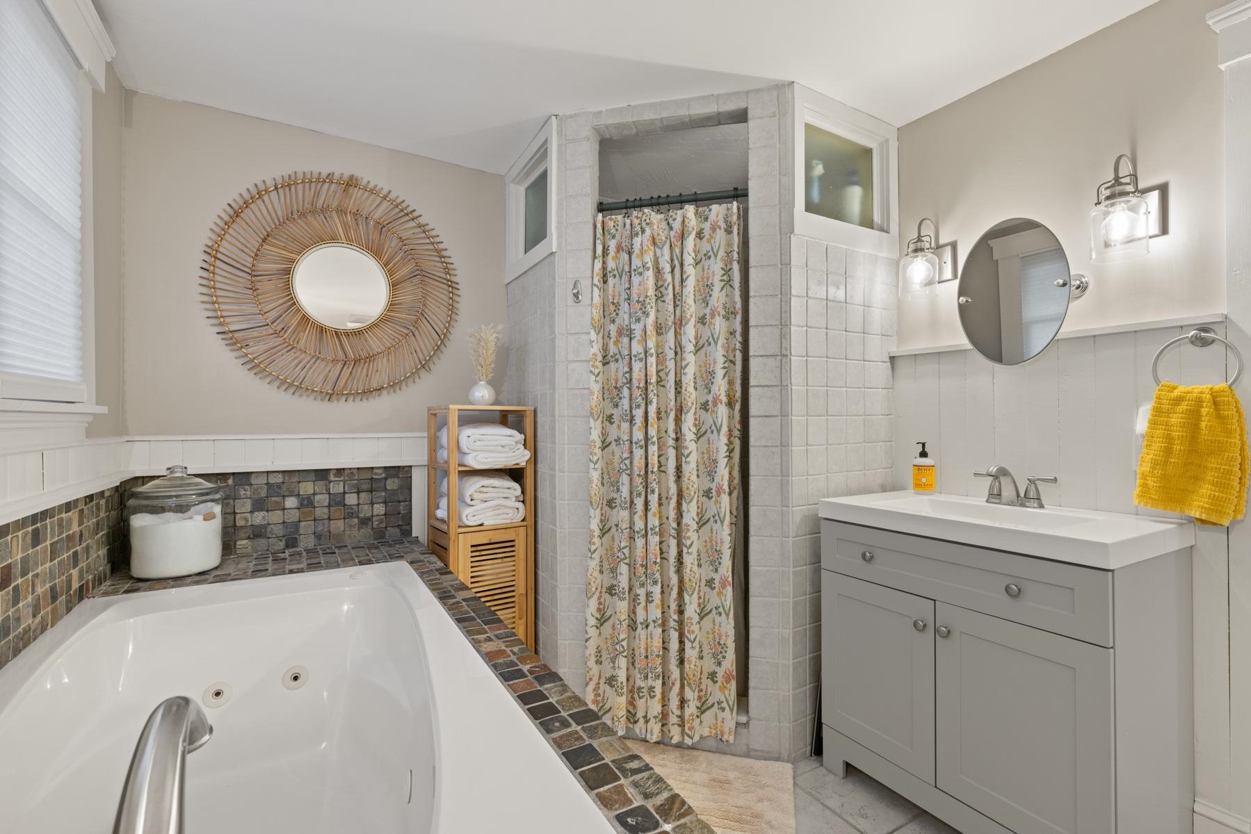 8 Pineview Drive Dover, NH 03820 - Photo 25 of 51