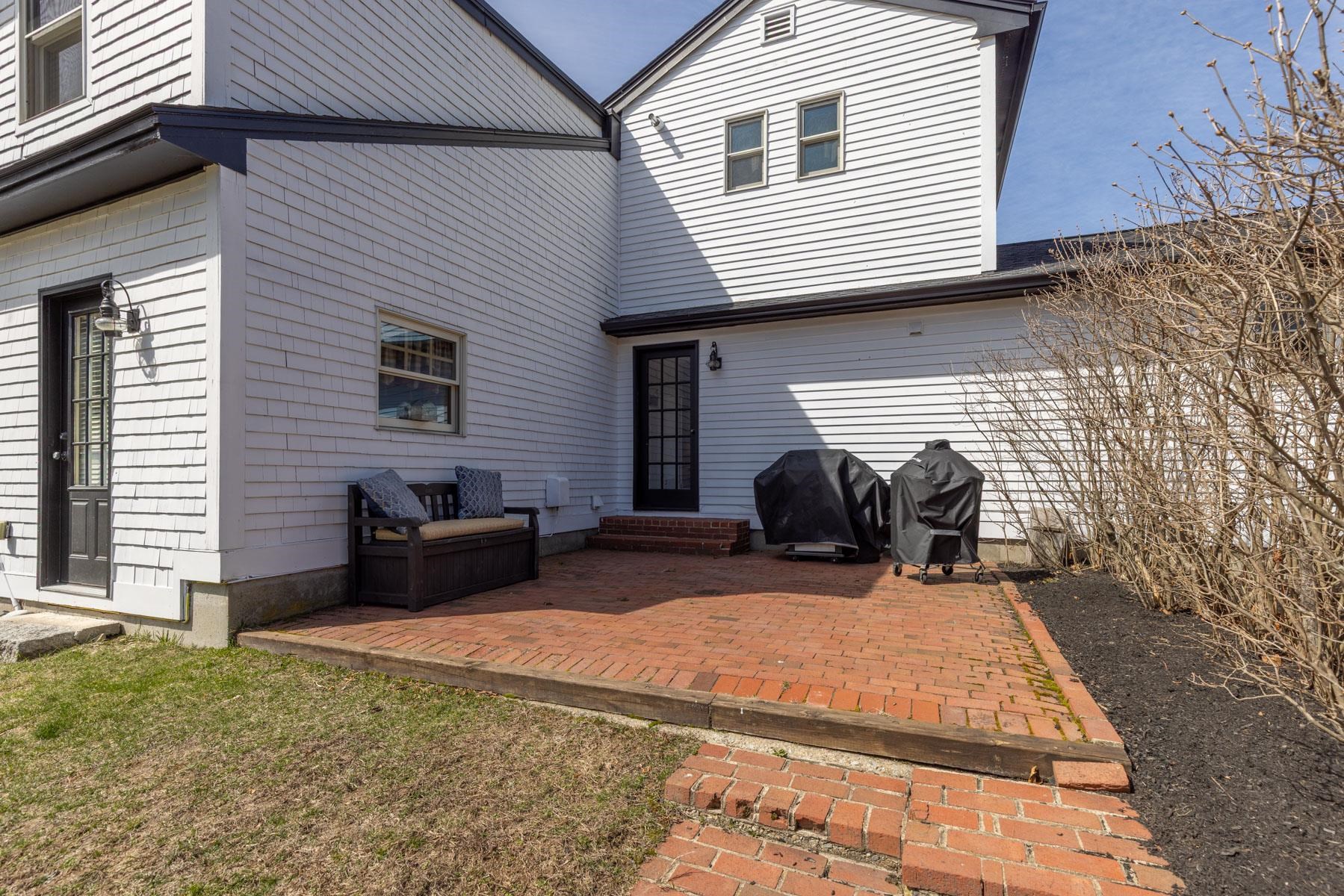 8 Pineview Drive Dover, NH 03820 - Photo 47 of 51