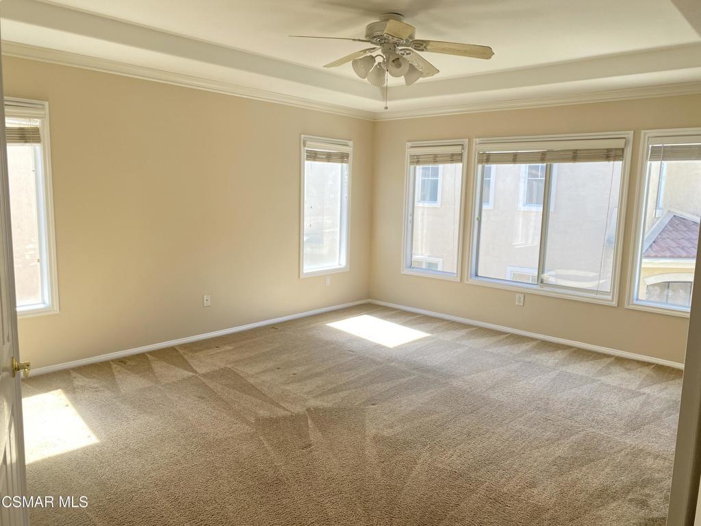 2559 Parade Avenue Simi Valley, CA 93063 - Photo 11 of 19