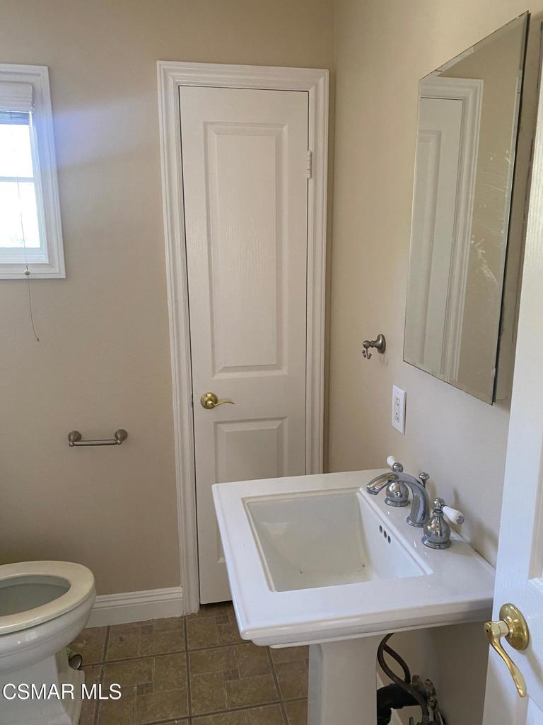 2559 Parade Avenue Simi Valley, CA 93063 - Photo 16 of 19