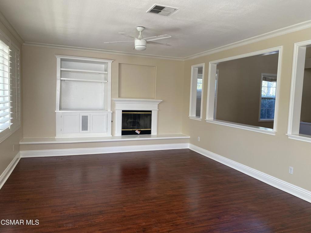 2559 Parade Avenue Simi Valley, CA 93063 - Photo 8 of 19