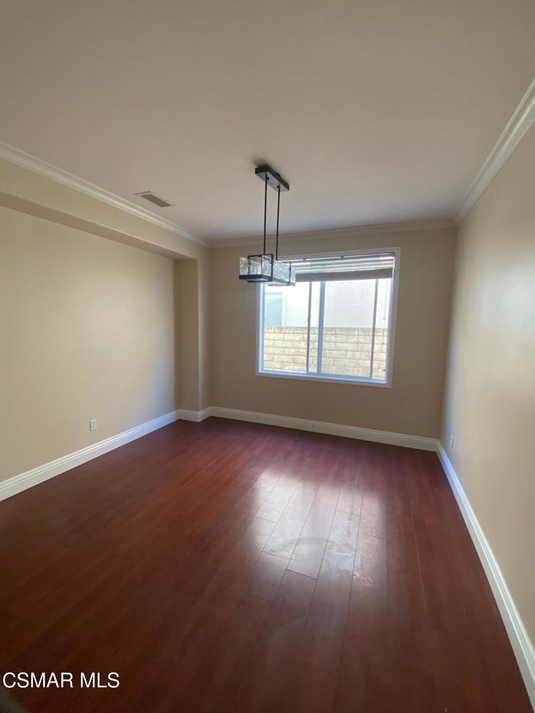 2559 Parade Avenue Simi Valley, CA 93063 - Photo 9 of 19