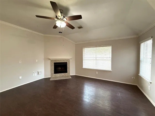$2,000 | 9106 Reagan Meadow Court, Houston, TX 77064