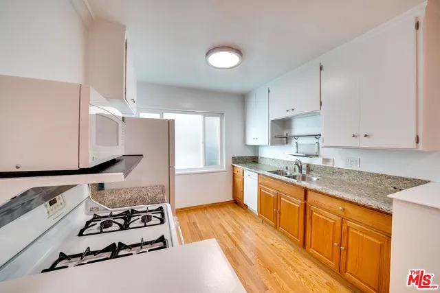 $2,650 | 927 6th Street, Unit 1, Santa Monica, CA 90403