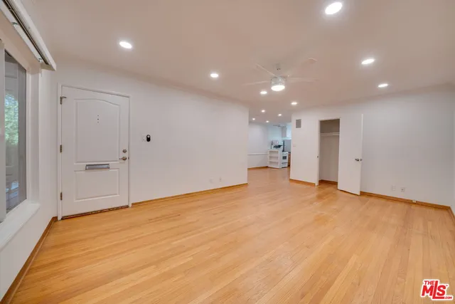 $2,650 | 927 6th Street, Unit 1, Santa Monica, CA 90403