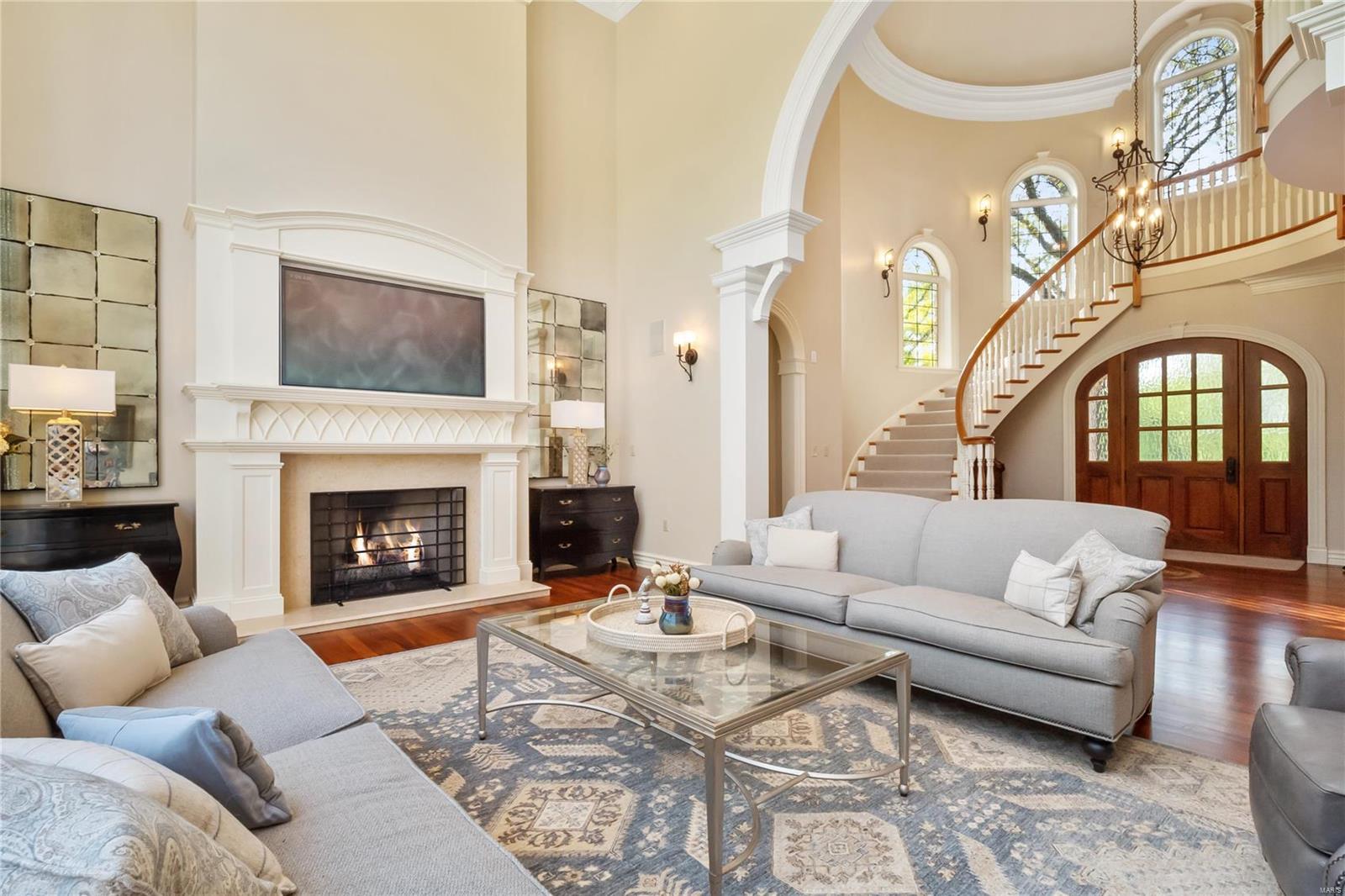 619 Haverford Road St. Louis, MO 63124 - Photo 6 of 48 Gallery Image 6