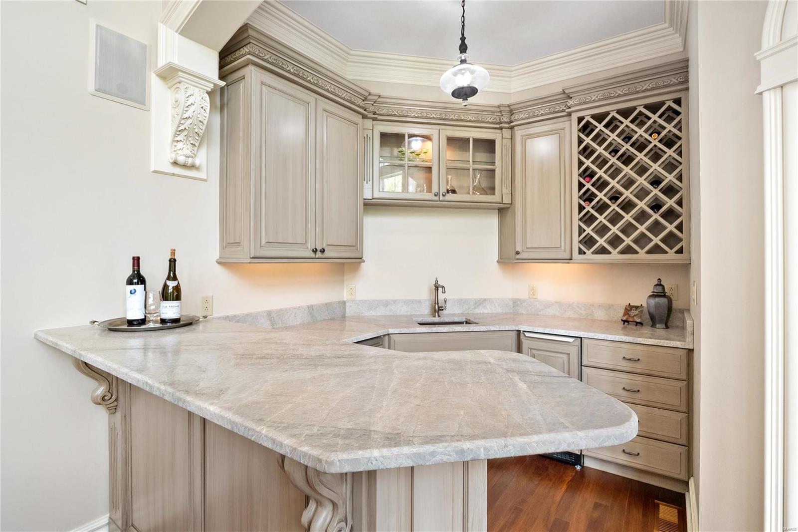 619 Haverford Road St. Louis, MO 63124 - Photo 8 of 48 Gallery Image 8