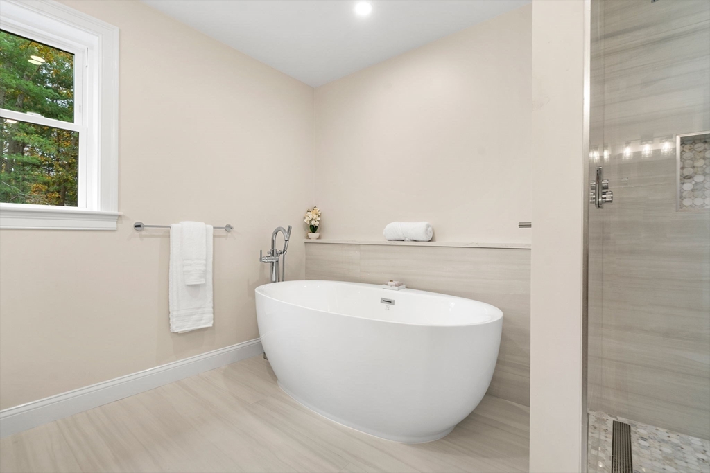 4 Patti Road Beverly, MA 01915 - Photo 27 of 42 Gallery Image 27