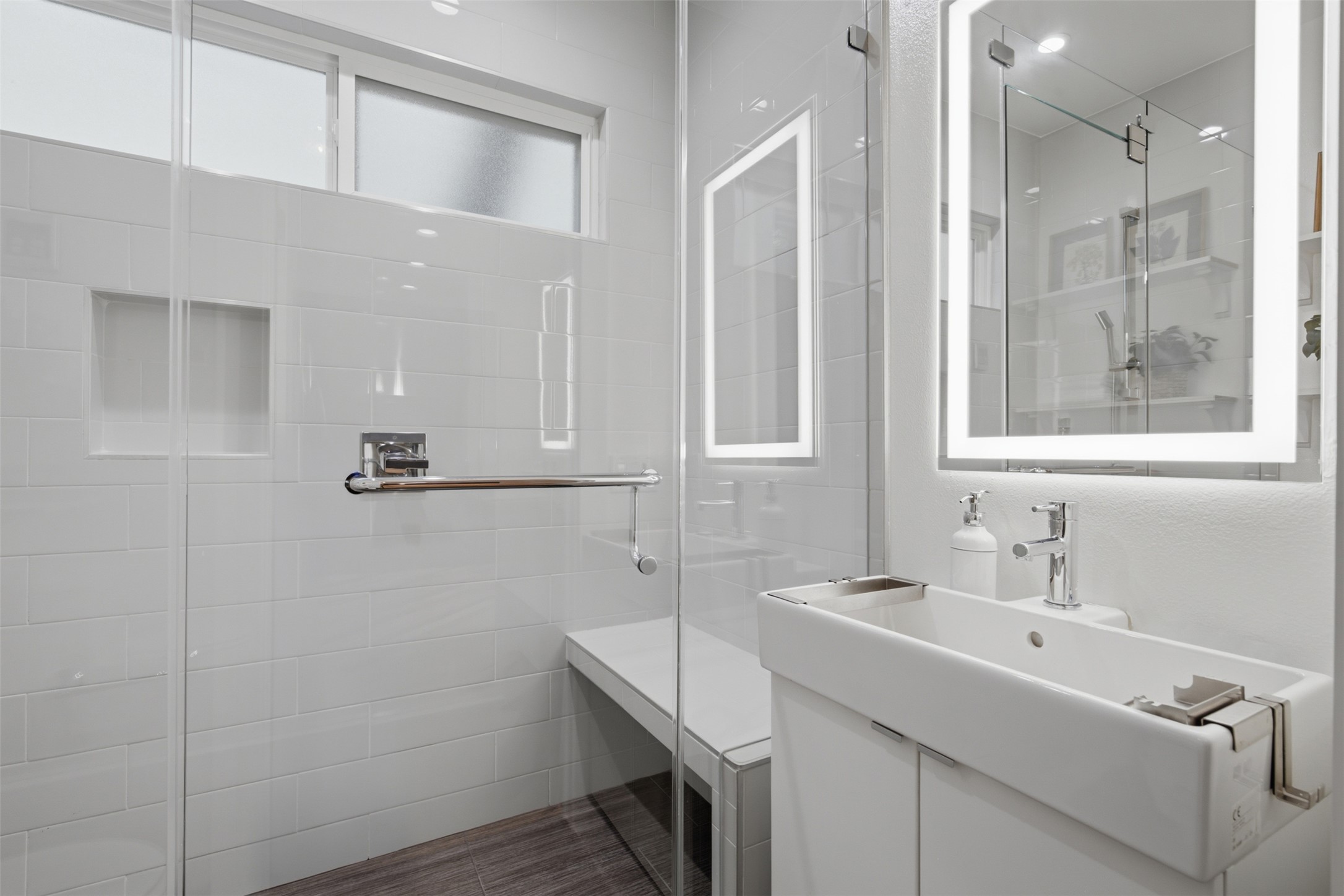 206 East 43rd Street Austin, TX 78751 - Photo 22 of 29 Walk in glass shower that has been well laid out for the space.