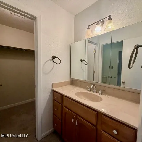 $279,900 | 1301 Heidenheim Street, Pascagoula, MS 39581