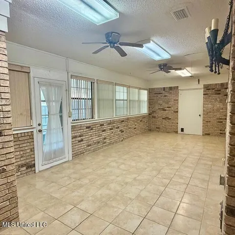 $279,900 | 1301 Heidenheim Street, Pascagoula, MS 39581