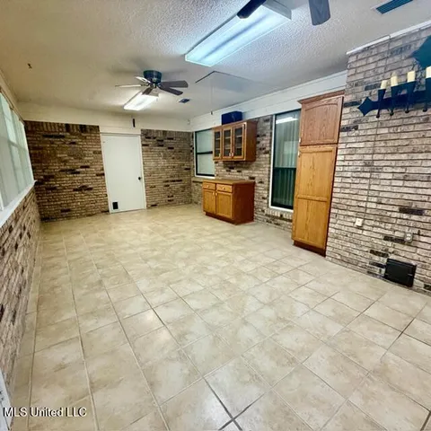 $279,900 | 1301 Heidenheim Street, Pascagoula, MS 39581