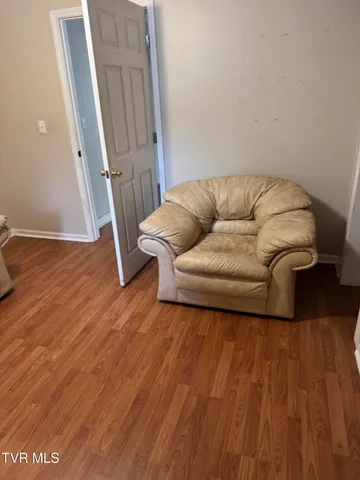 $1,500 | 608 Wilson Avenue, Johnson City, TN 37604