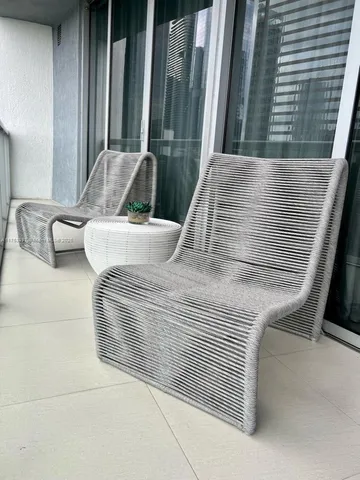 $6,100 | 495 Brickell Avenue, Unit 805, Miami, FL 33131