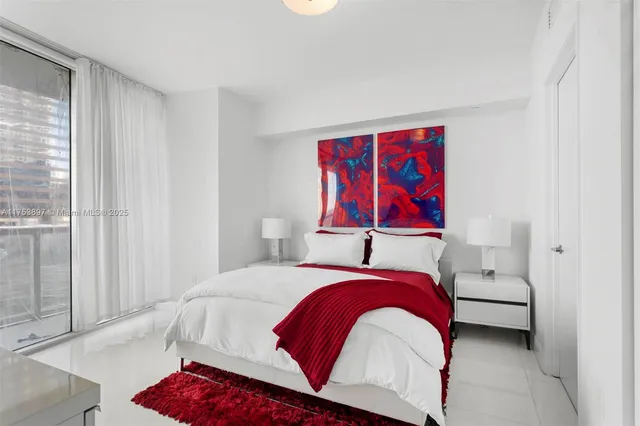 $6,100 | 495 Brickell Avenue, Unit 805, Miami, FL 33131