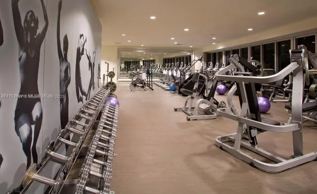 $6,100 | 495 Brickell Avenue, Unit 805, Miami, FL 33131