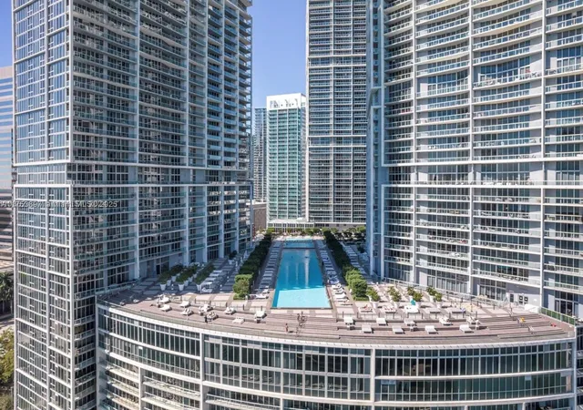 $6,100 | 495 Brickell Avenue, Unit 805, Miami, FL 33131