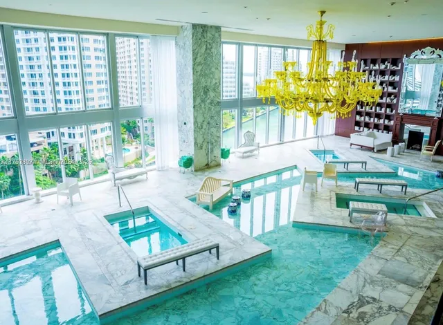 $6,100 | 495 Brickell Avenue, Unit 805, Miami, FL 33131