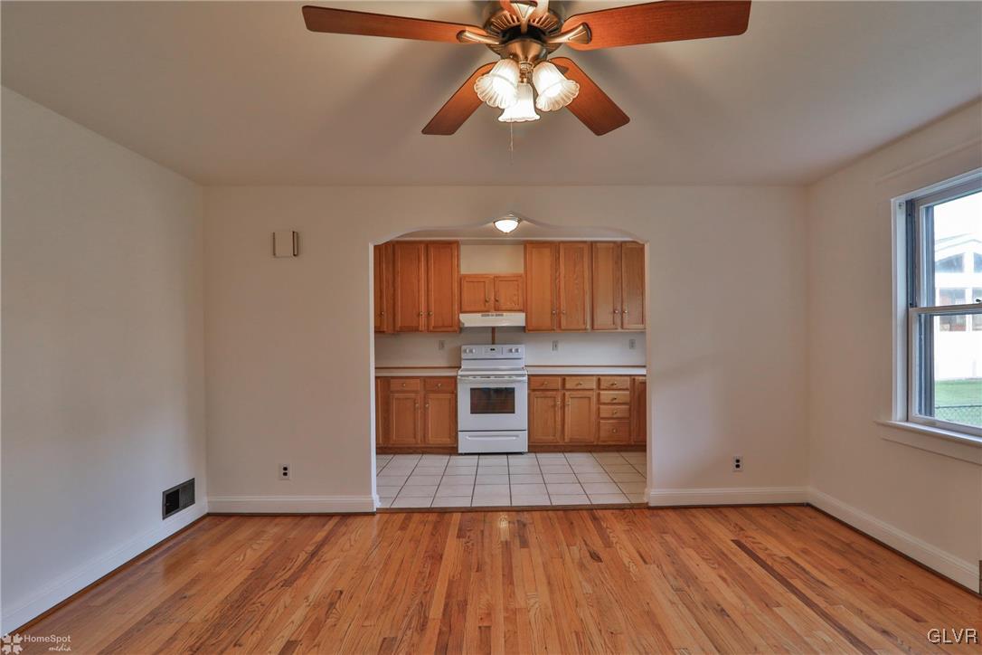 1522 Spring Street Bethlehem, PA 18018 - Photo 12 of 50 Gallery Image 12