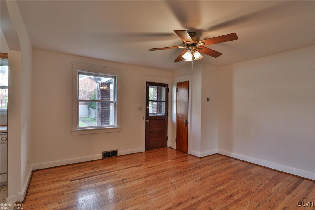 1522 Spring Street Bethlehem, PA 18018 - Photo 13 of 50 Gallery Image 13