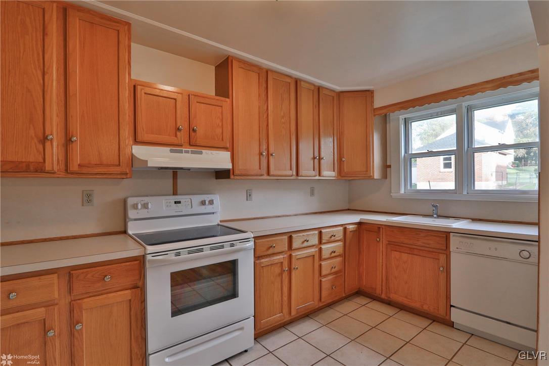 1522 Spring Street Bethlehem, PA 18018 - Photo 16 of 50 Gallery Image 16