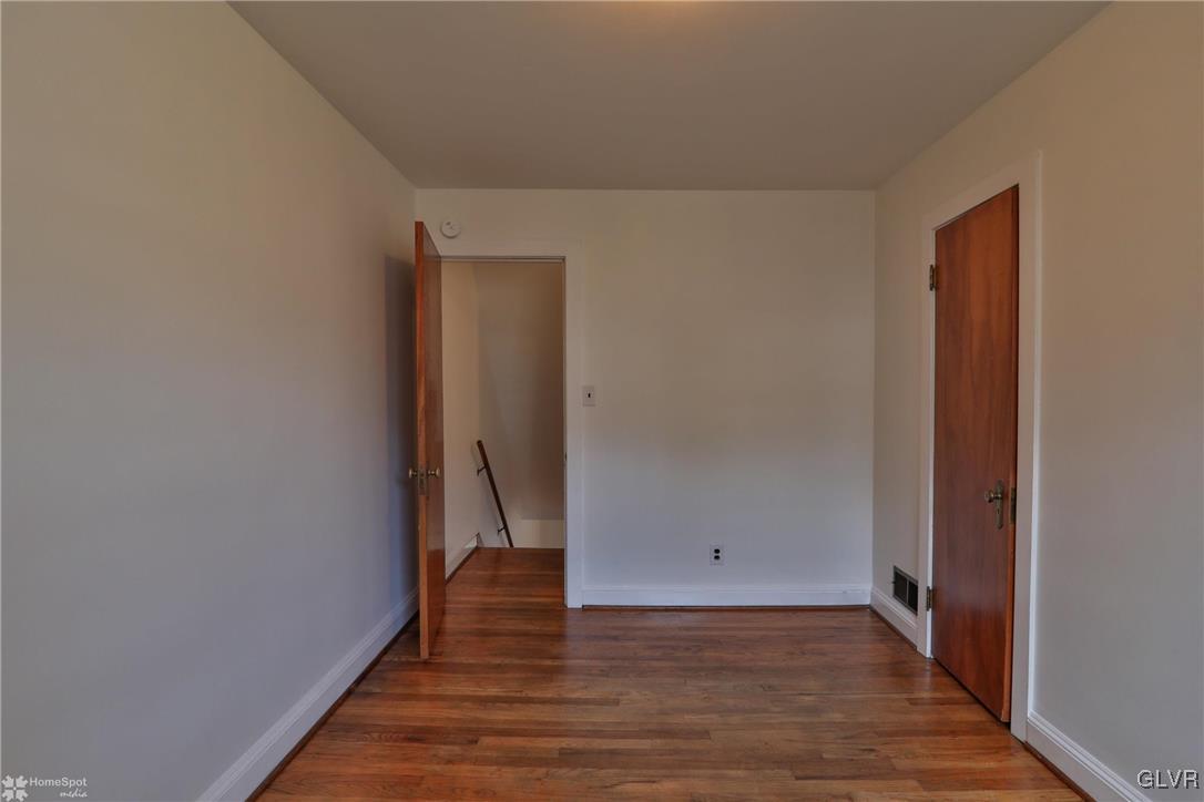 1522 Spring Street Bethlehem, PA 18018 - Photo 21 of 50 Gallery Image 21