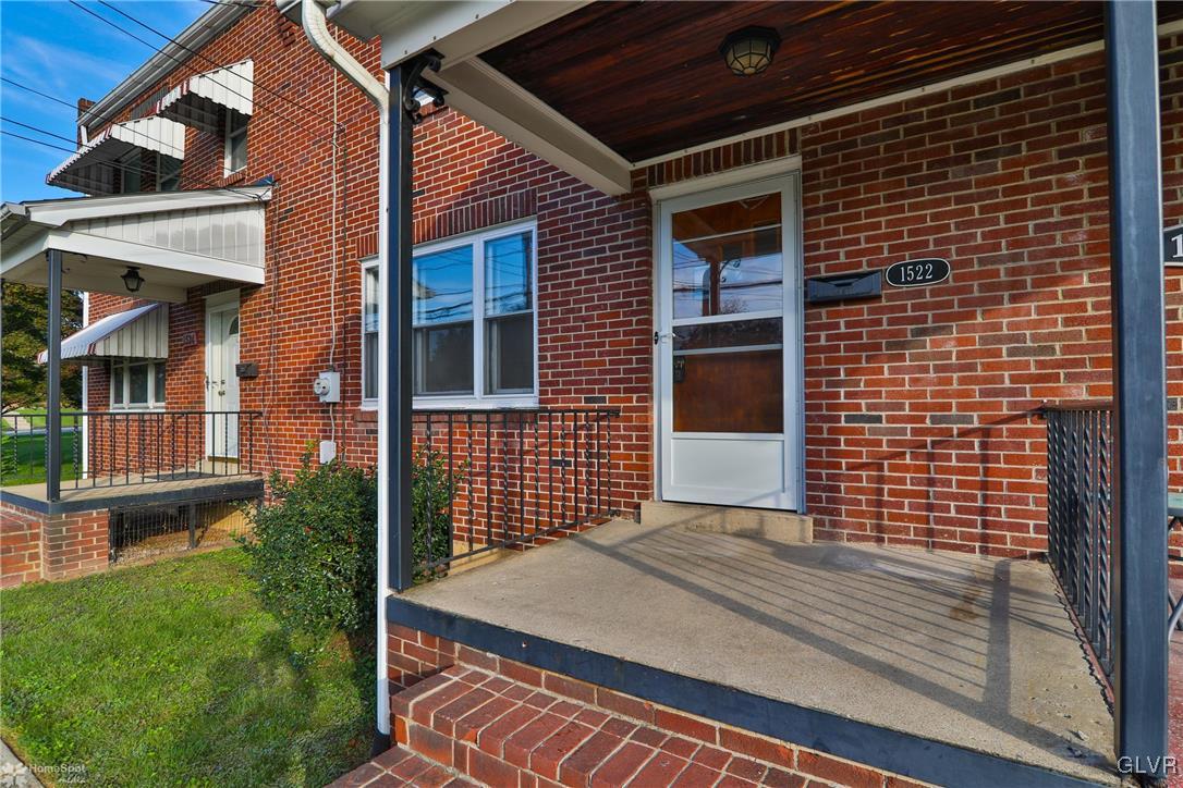 1522 Spring Street Bethlehem, PA 18018 - Photo 3 of 50 Gallery Image 3