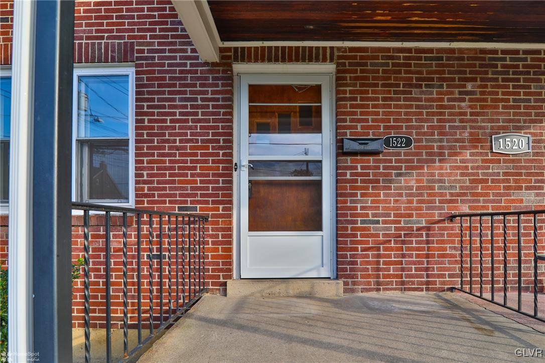 1522 Spring Street Bethlehem, PA 18018 - Photo 4 of 50 Gallery Image 4