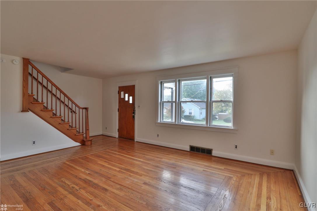 1522 Spring Street Bethlehem, PA 18018 - Photo 7 of 50 Gallery Image 7