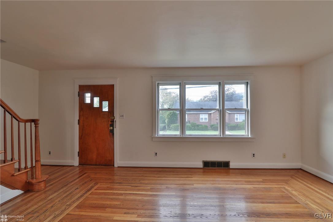 1522 Spring Street Bethlehem, PA 18018 - Photo 8 of 50 Gallery Image 8