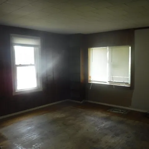 $59,900 | 13 East Albion Street, Murray, NY 14470