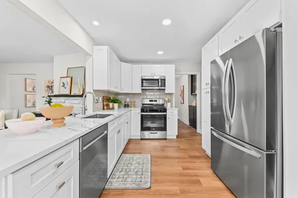 $599,900 | 13002 North Phillip Drive, Mequon, WI 53097