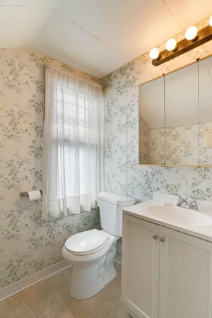 $299,900 | 2405 State Street, La Crosse, WI 54601