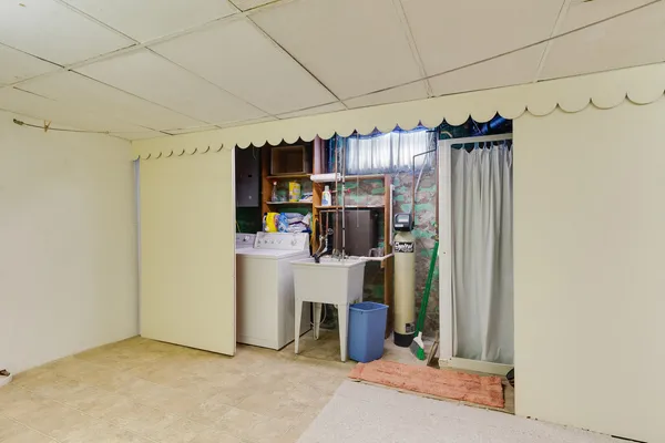 $299,900 | 2405 State Street, La Crosse, WI 54601