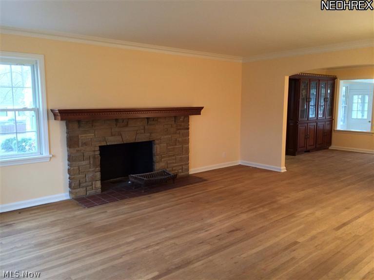 16230 Drake Road Strongsville, OH 44136 - Photo 7 of 25