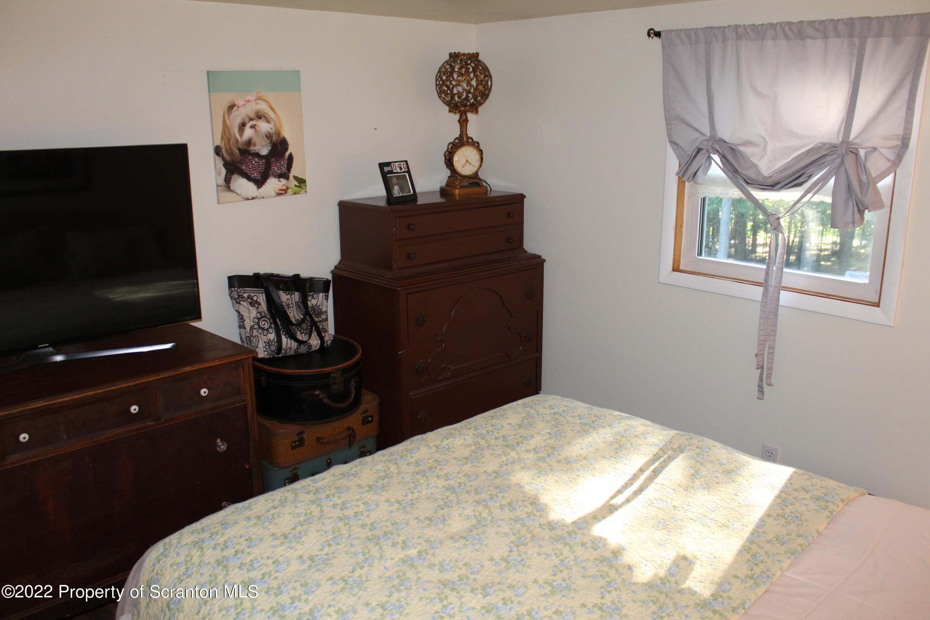 134 Hickory Road Dingmans Ferry, PA 18328 - Photo 23 of 42 Gallery Image 23