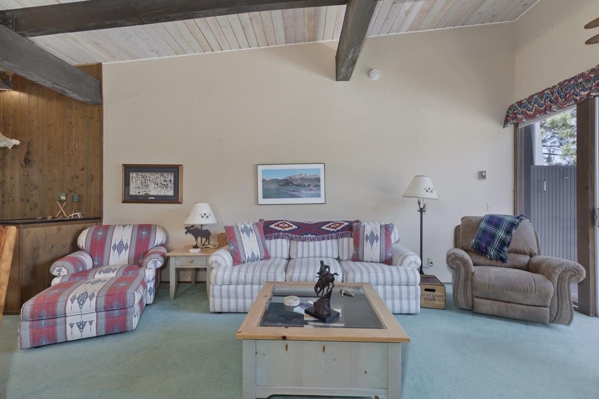44 Tyrol Lane, Unit 209 Mammoth Lakes, CA 93546 - Photo 4 of 31 a living room with furniture window and a couch