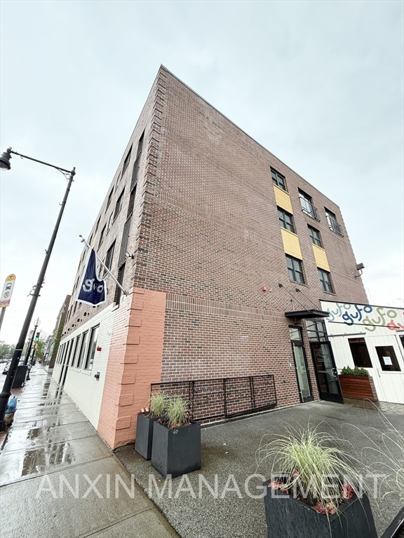 660 Cambridge Street, Unit 401 Cambridge, MA 02141 - Photo 11 of 11