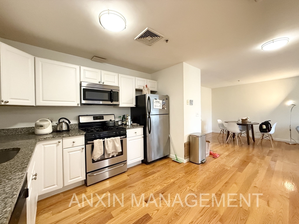 660 Cambridge Street, Unit 401 Cambridge, MA 02141 - Photo 2 of 11