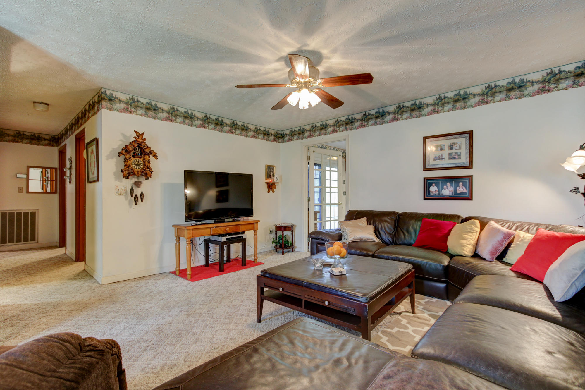 1635 Back Valley Road La Follette, TN 37766 - Photo 3 of 23 Positive Perceptions-12