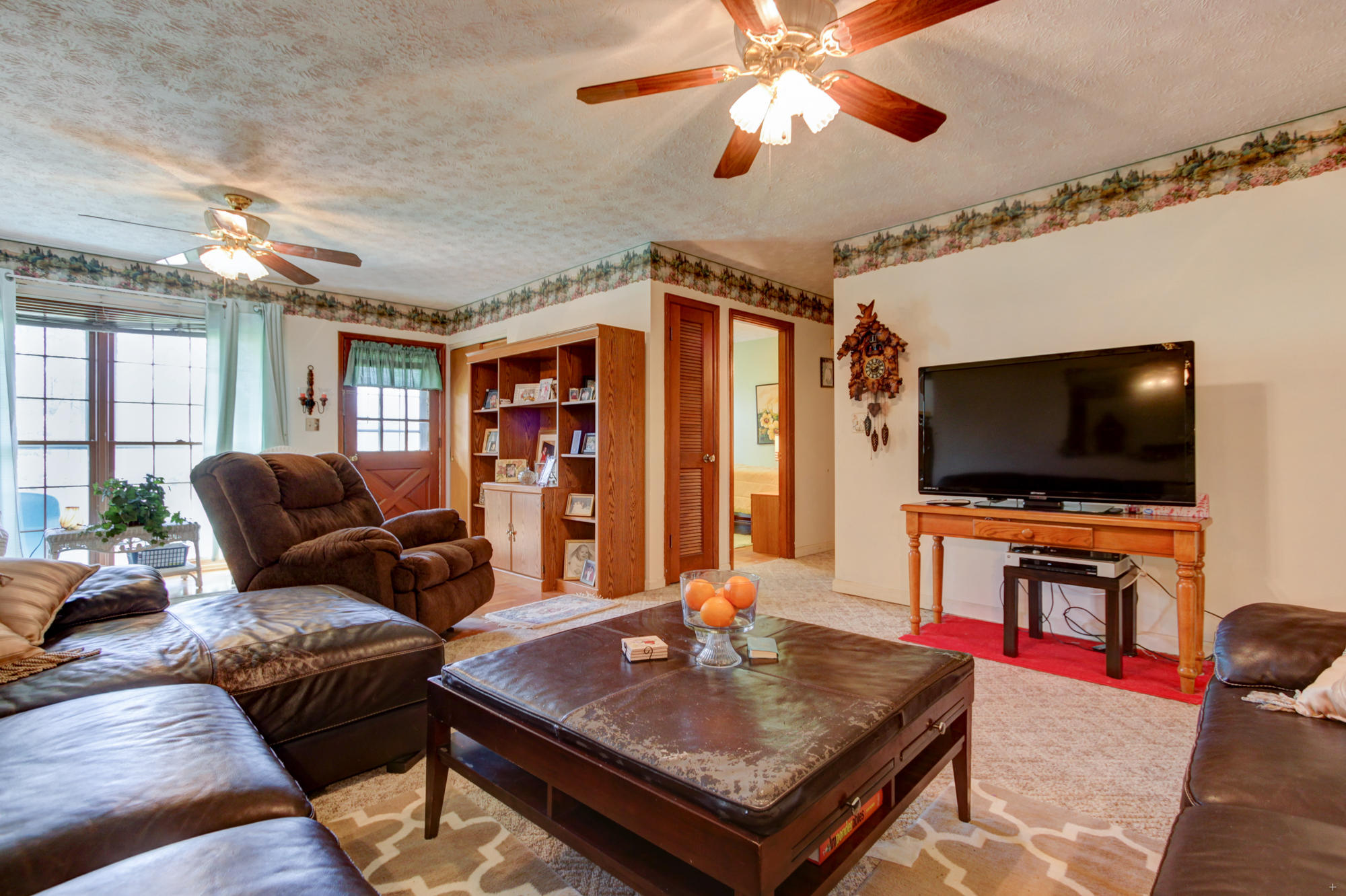 1635 Back Valley Road La Follette, TN 37766 - Photo 4 of 23 Positive Perceptions-4
