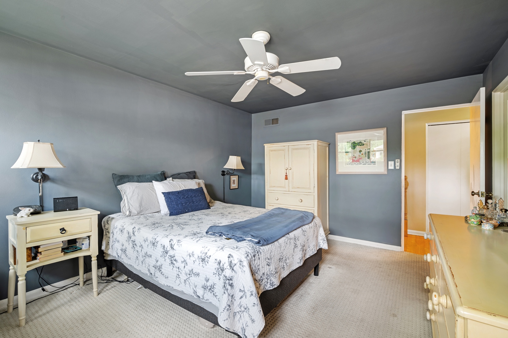 421 Locust Road Wilmette, IL 60091 - Photo 19 of 24