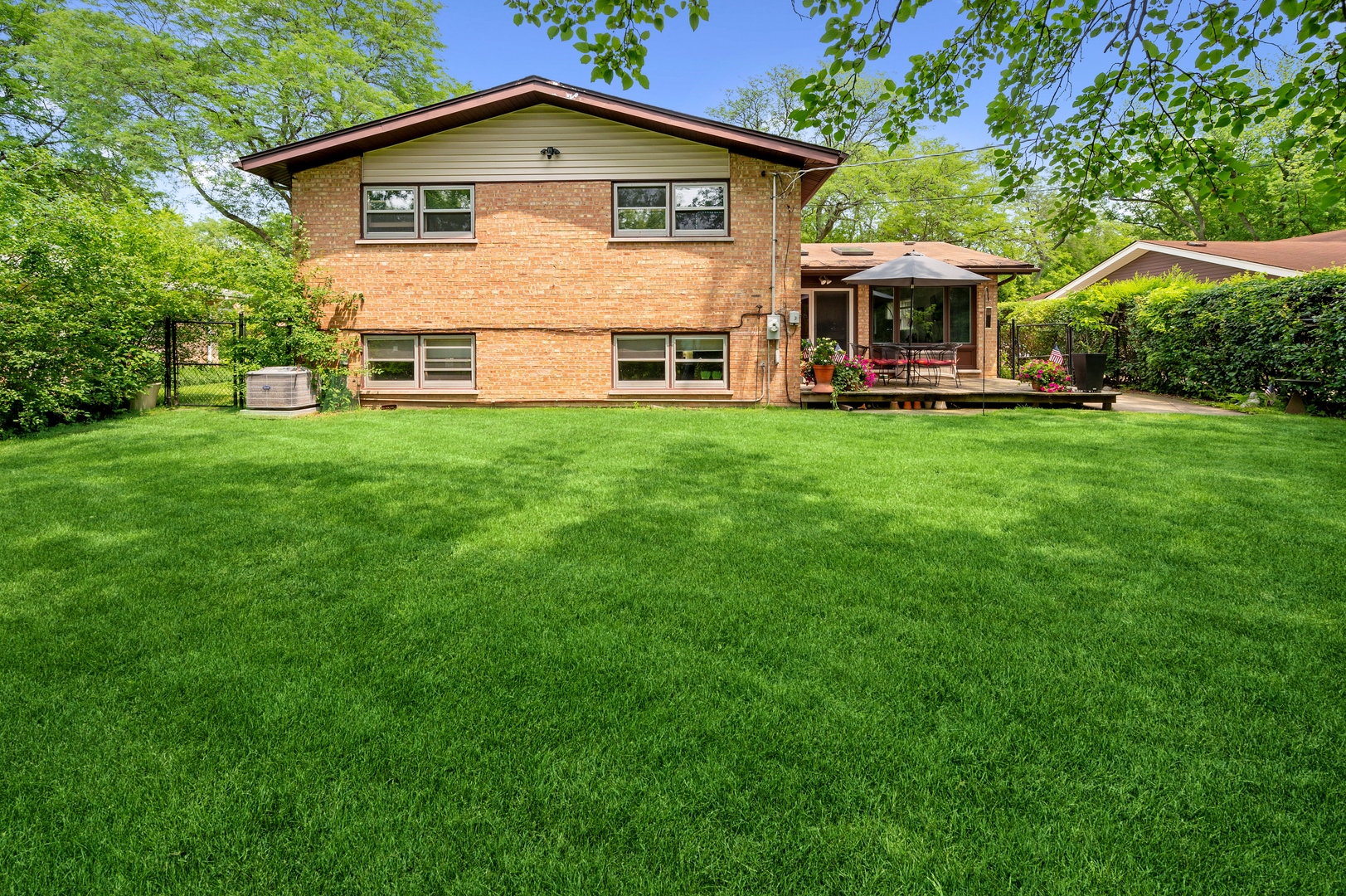 421 Locust Road Wilmette, IL 60091 - Photo 24 of 24