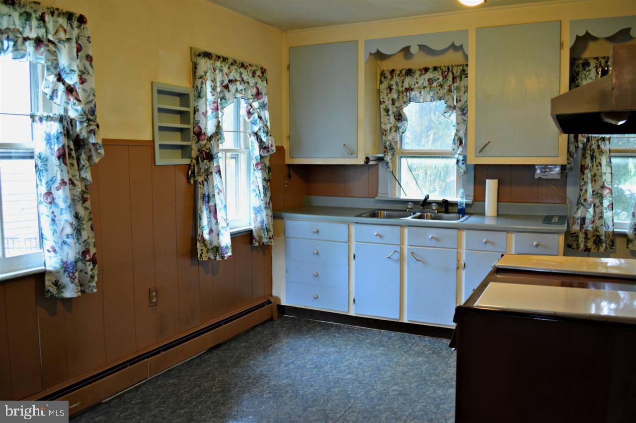 2380 Craley Road Windsor, PA 17366 - Photo 6 of 18 Gallery Image 6