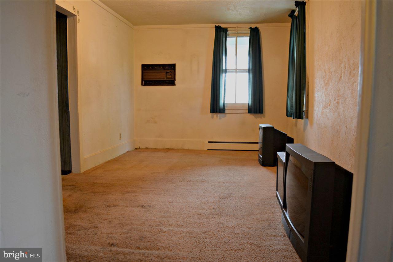 2380 Craley Road Windsor, PA 17366 - Photo 8 of 18 Gallery Image 8